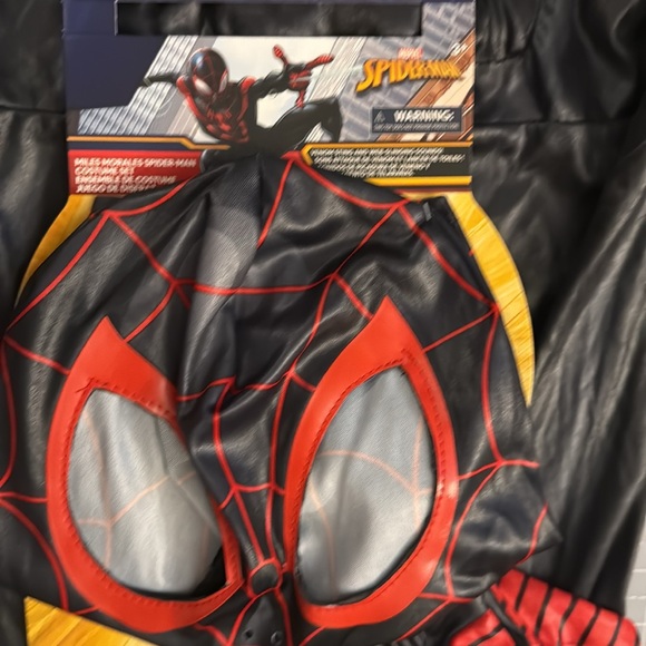 Marvel Black and Red Superhero Costume - Picture 2 of 4